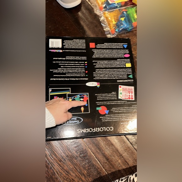 NIB Colorforms - great gift for kid 🤩 S3 - Picture 7 of 8